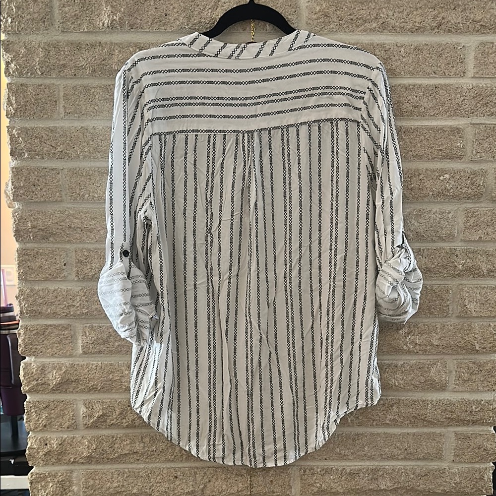 Lightweight Pullover Blouse - image 4